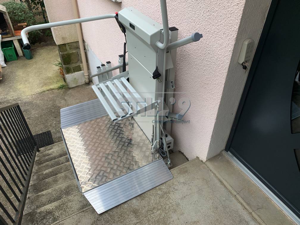 Mettre une plate-forme extérieure à domicile à Brétigny sur Orge en Essonne 91