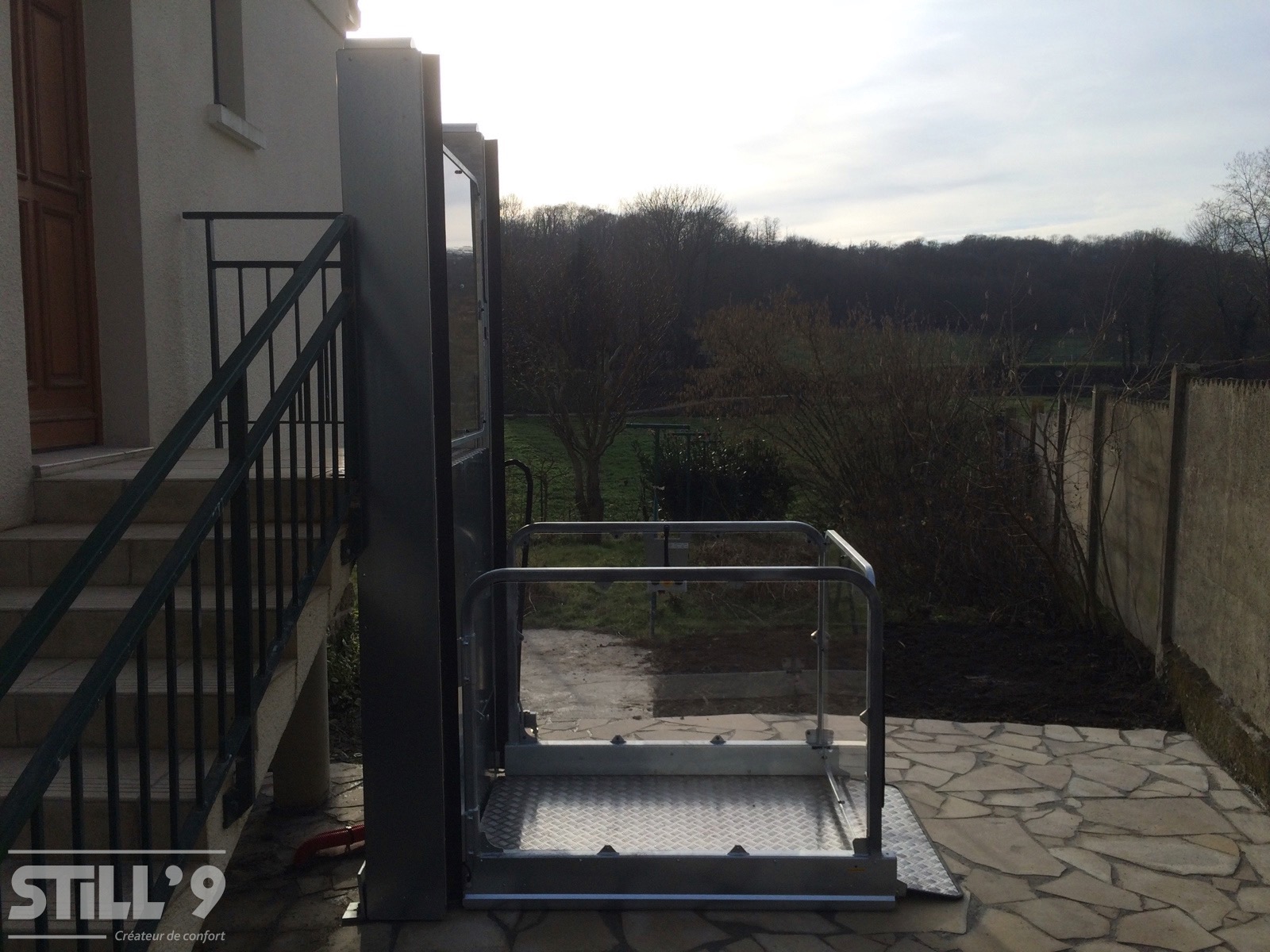 Aménagement d'une plateforme pour fauteuil roulant vers Buc 78