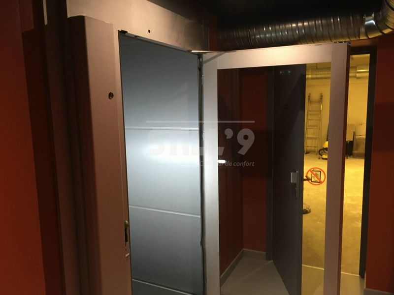 Mise en place d'un élévateur pour ERP pour PMR autour d'Orléans 45