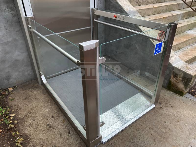 Trouver une plateforme extérieure pmr pour restaurant dans le département Seine et Marne 77