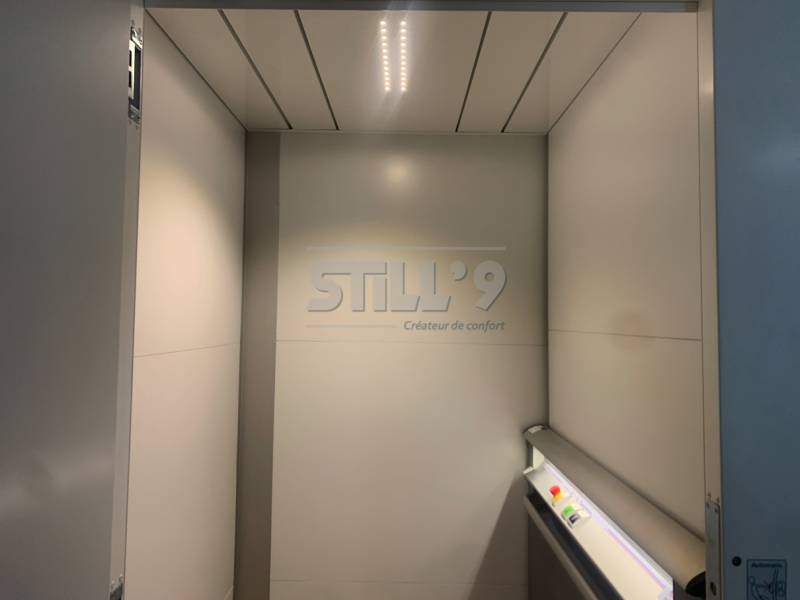 Montage d'un élévateur mdr dans un institut médico-social à proximité de Villiers Le bel