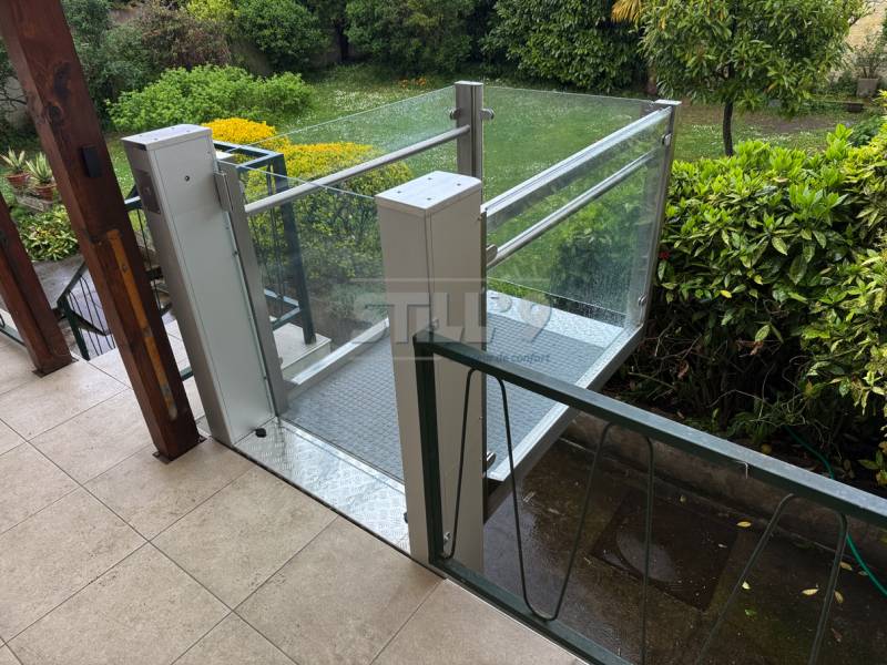 Mettre une plateforme extérieure verticale à domicile vers Maisons-Alfort 94