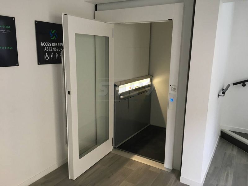 Réalisation d'une plateforme pour mise aux normes PMR dans une cabinet médical en Essonne 91