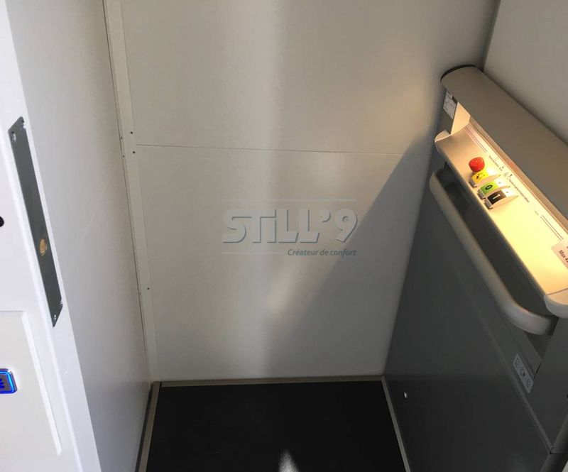 Aménagement d'une plateforme verticale intérieure en Loire-Atlantique 44