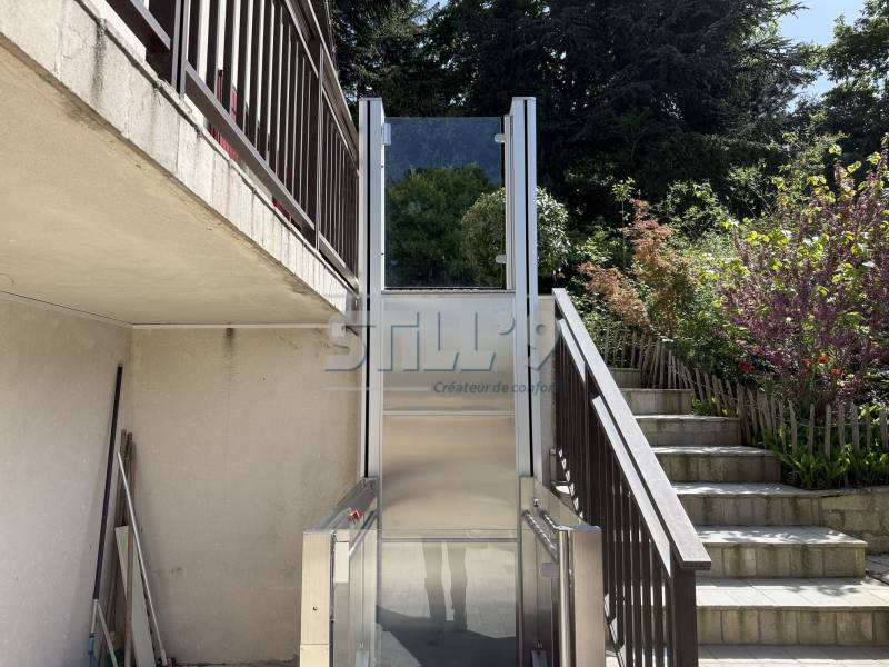 Placer un accès PMR extérieur à domicile près de Igny 91