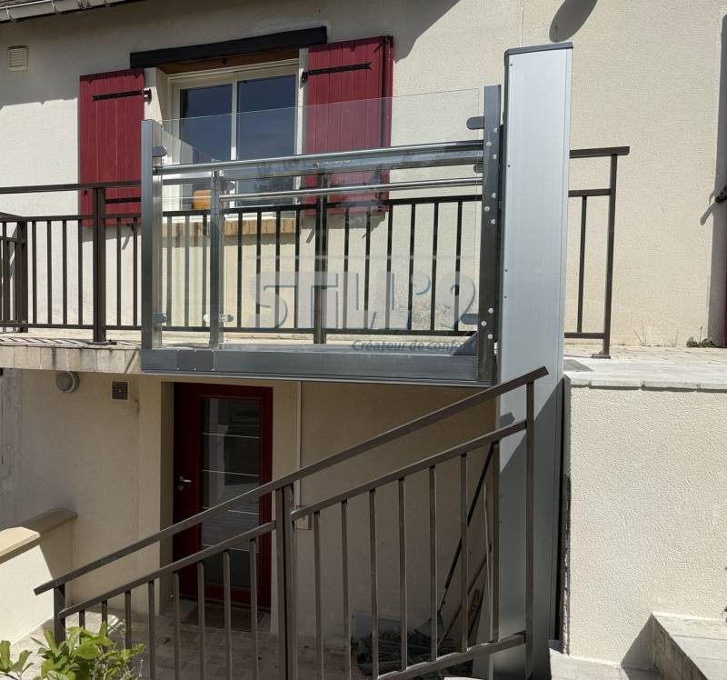 Mettre une plateforme extérieure pour accès PMR à domicile à Igny 91
