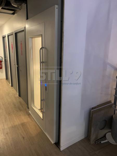 Faire installer une plate-forme intérieure pmr dans une salle de sport aux alentours d'Orléans 45